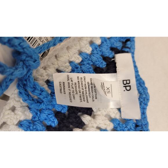 BP Blue/Black Ziggy Stripe Crocheted Halter Top - Picture 5 of 5